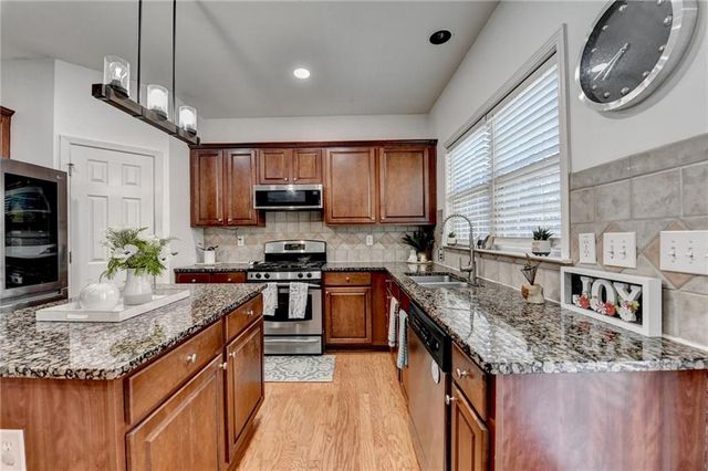 653 Prada Ct, Lawrenceville, GA 30043