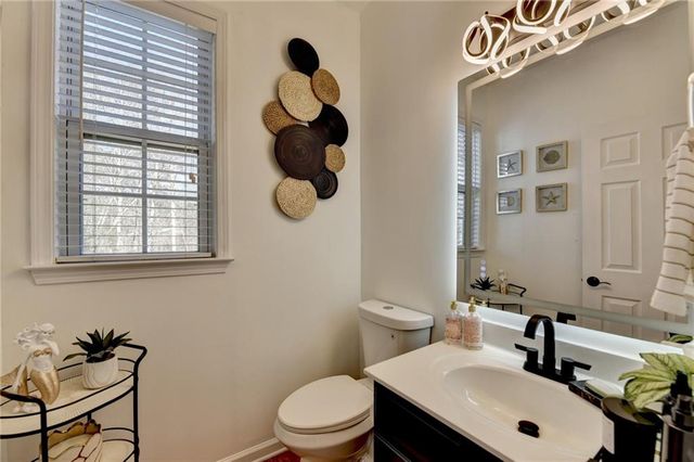 653 Prada Ct, Lawrenceville, GA 30043