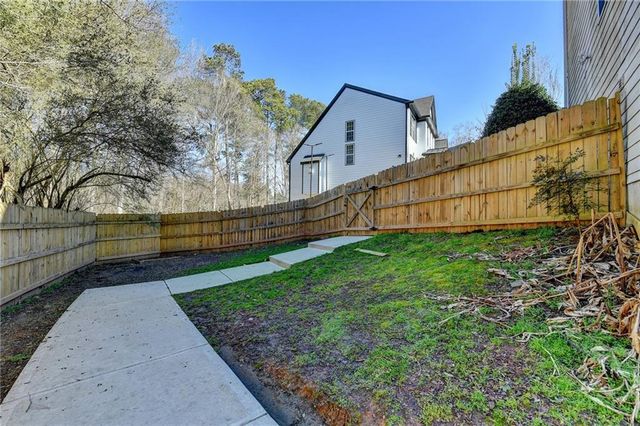 653 Prada Ct, Lawrenceville, GA 30043