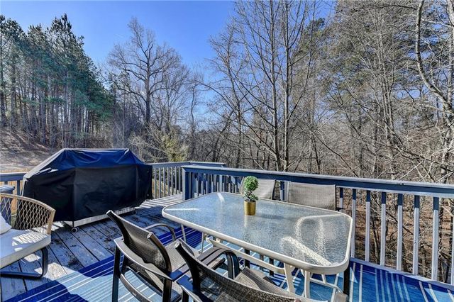 653 Prada Ct, Lawrenceville, GA 30043