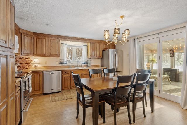 201 Oak Ridge Road, Plaistow, NH 03865