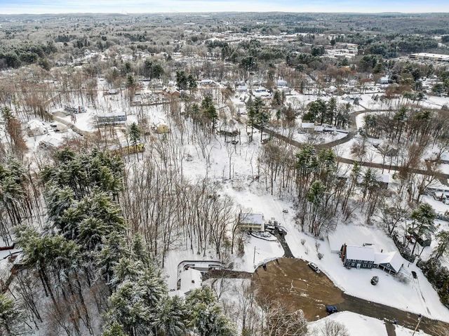 201 Oak Ridge Road, Plaistow, NH 03865