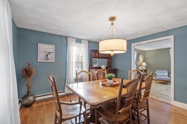 201 Oak Ridge Road, Plaistow, NH 03865