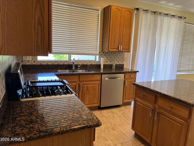 5405 W Angela Drive, Glendale, AZ 85308