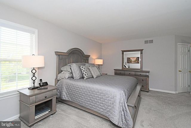 235 PINECREST LN, Lansdale, PA 19446