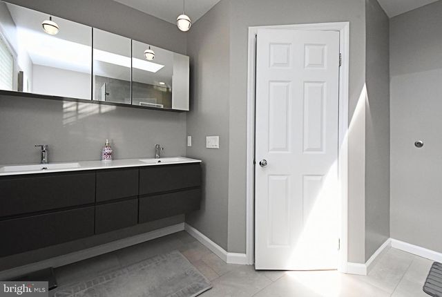 235 PINECREST LN, Lansdale, PA 19446