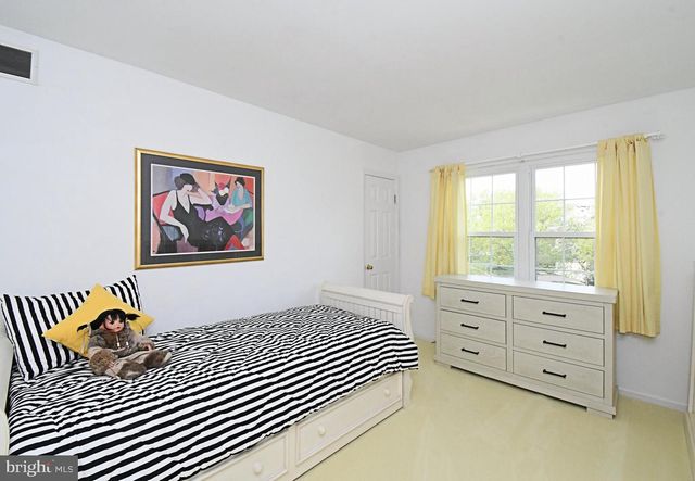 235 PINECREST LN, Lansdale, PA 19446