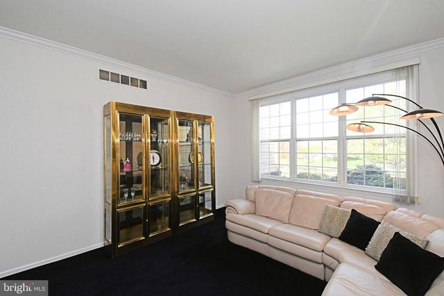 235 PINECREST LN, Lansdale, PA 19446