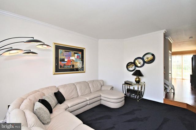 235 PINECREST LN, Lansdale, PA 19446