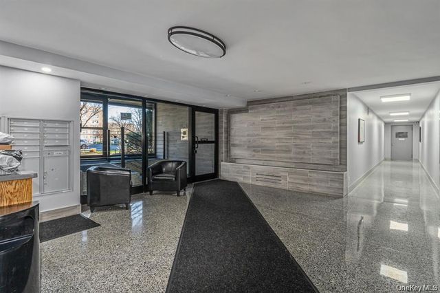 18-50 211th Street 1B, Bayside, NY 11360