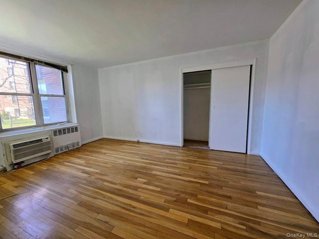 18-50 211th Street 1B, Bayside, NY 11360
