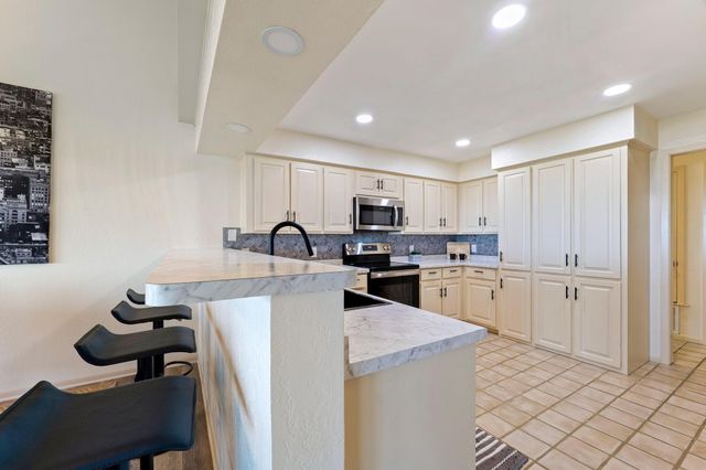 310 Dogie DR A, Horseshoe Bay, TX 78657