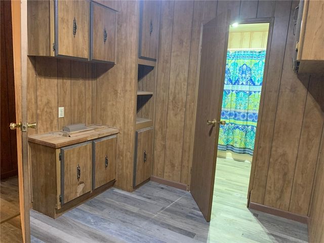 7587 W Unkar Drive, Golden Valley, AZ 86413