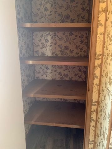 7587 W Unkar Drive, Golden Valley, AZ 86413