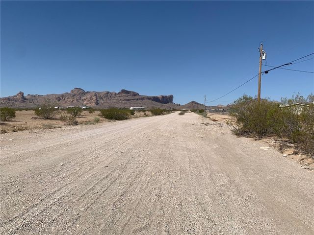 7587 W Unkar Drive, Golden Valley, AZ 86413