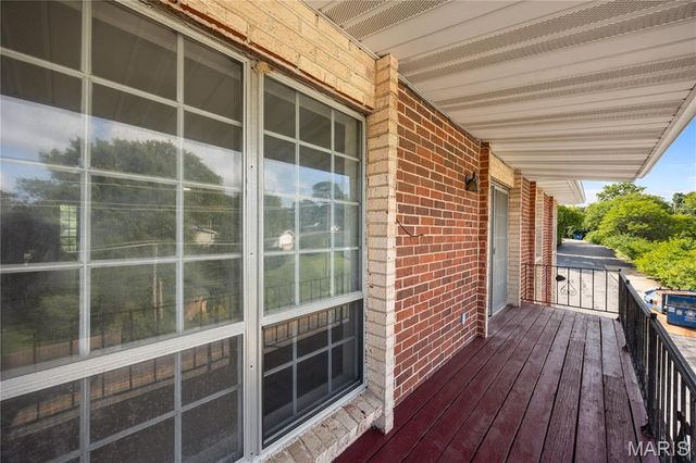 10388 Forest Brook Lane F, St Louis, MO 63146