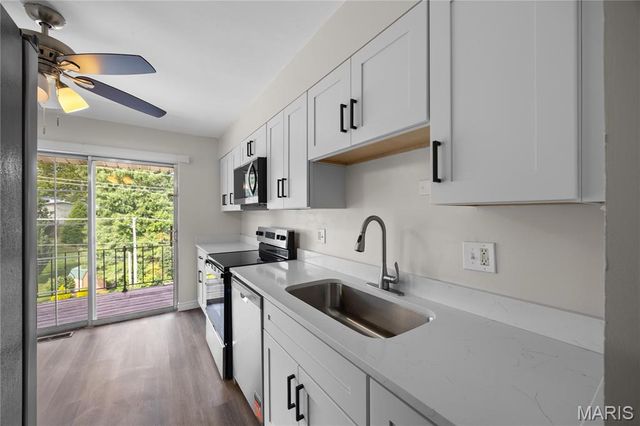 10388 Forest Brook Lane F, St Louis, MO 63146