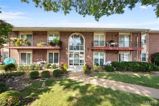 10388 Forest Brook Lane F, St Louis, MO 63146