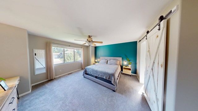 416 22nd St SW, Minot, ND 58701