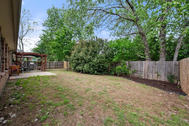 13 Willowstone Court, Mansfield, TX 76063