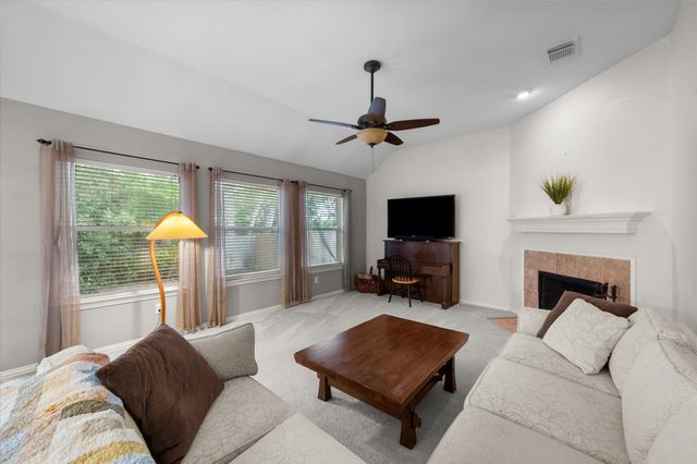 13 Willowstone Court, Mansfield, TX 76063