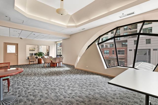 70 W Huron Street 1907, Chicago, IL 60654