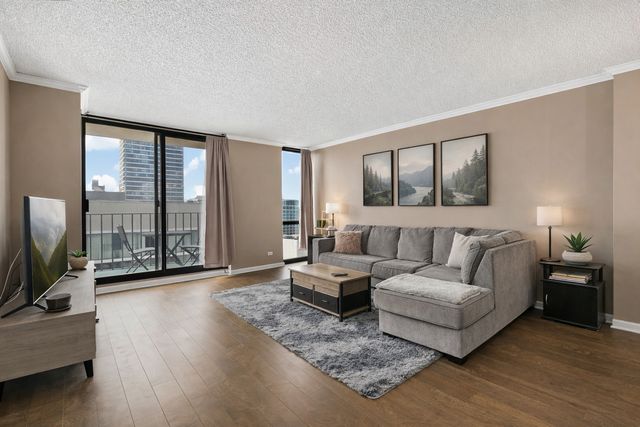 70 W Huron Street 1907, Chicago, IL 60654