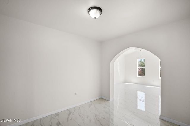 956 BURGESS Drive, El Paso, TX 79907