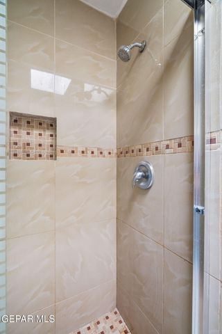 956 BURGESS Drive, El Paso, TX 79907