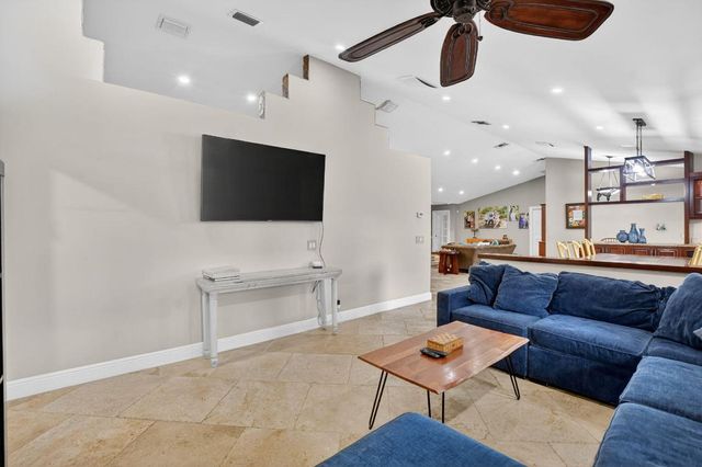 20894 Escudo Drive, Boca Raton, FL 33433