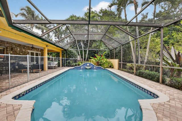 20894 Escudo Drive, Boca Raton, FL 33433