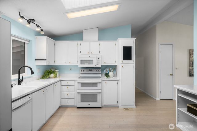 6980 Taurus Lane NE, Bremerton, WA 98311