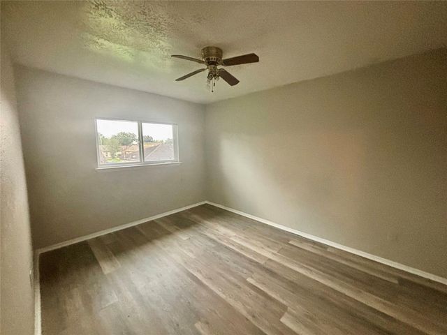 16327 Quail Echo Drive, Houston, TX 77489