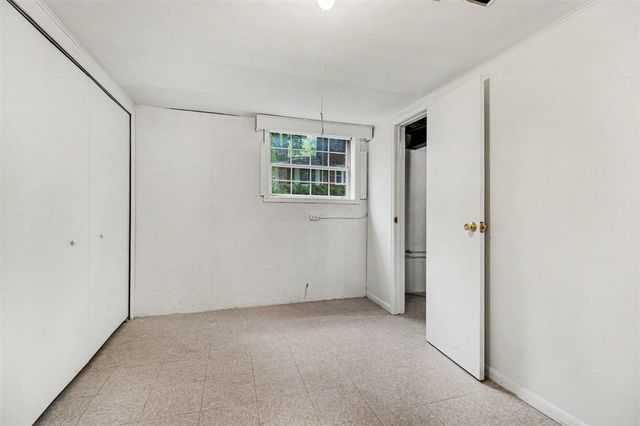 7 Barbour Lane 11, Bloomfield Hills, MI 48304