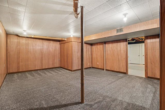 7 Barbour Lane 11, Bloomfield Hills, MI 48304