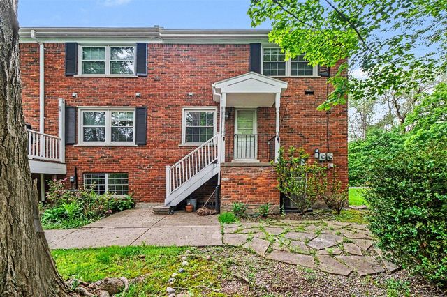 7 Barbour Lane 11, Bloomfield Hills, MI 48304
