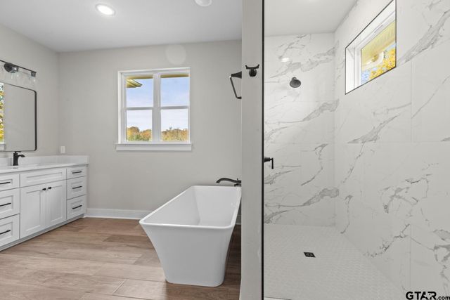 13998 Cedar Vista Lane, Tyler, TX 75704