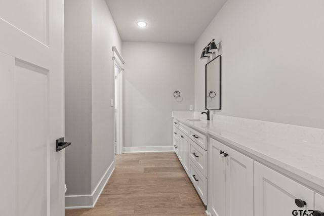 13998 Cedar Vista Lane, Tyler, TX 75704