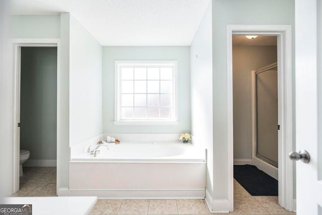 302 Erin Way, Warner Robins, GA 31088