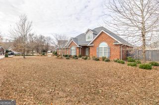 302 Erin Way, Warner Robins, GA 31088