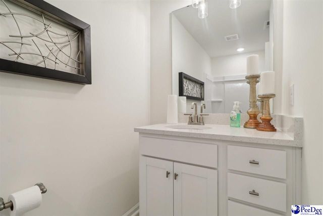 1245 N Price Rd, Florence, SC 29506