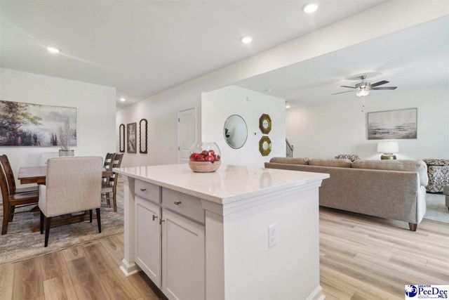 1245 N Price Rd, Florence, SC 29506