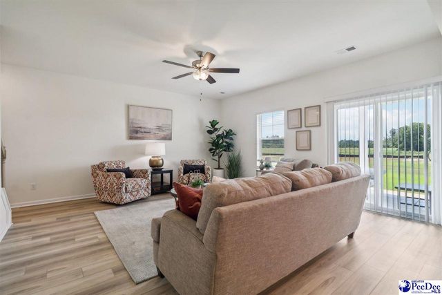 1245 N Price Rd, Florence, SC 29506