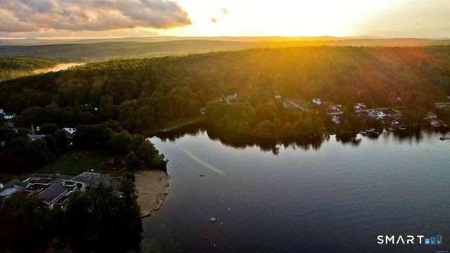 389 East Street, Stafford, CT 06076
