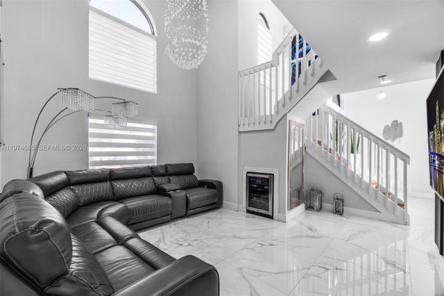 4342 SW 159th Path, Miami, FL 33185