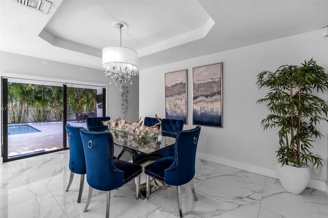 4342 SW 159th Path, Miami, FL 33185