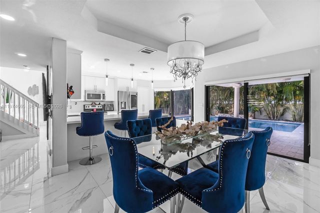 4342 SW 159th Path, Miami, FL 33185