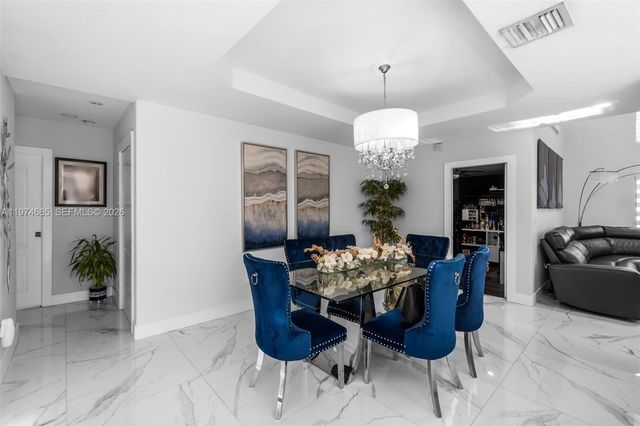 4342 SW 159th Path, Miami, FL 33185