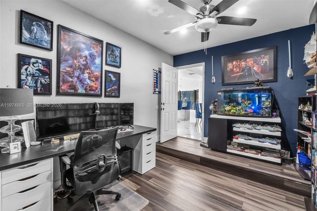 4342 SW 159th Path, Miami, FL 33185