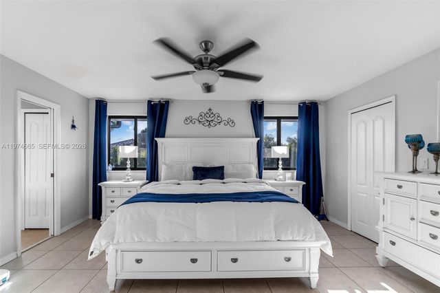 4342 SW 159th Path, Miami, FL 33185